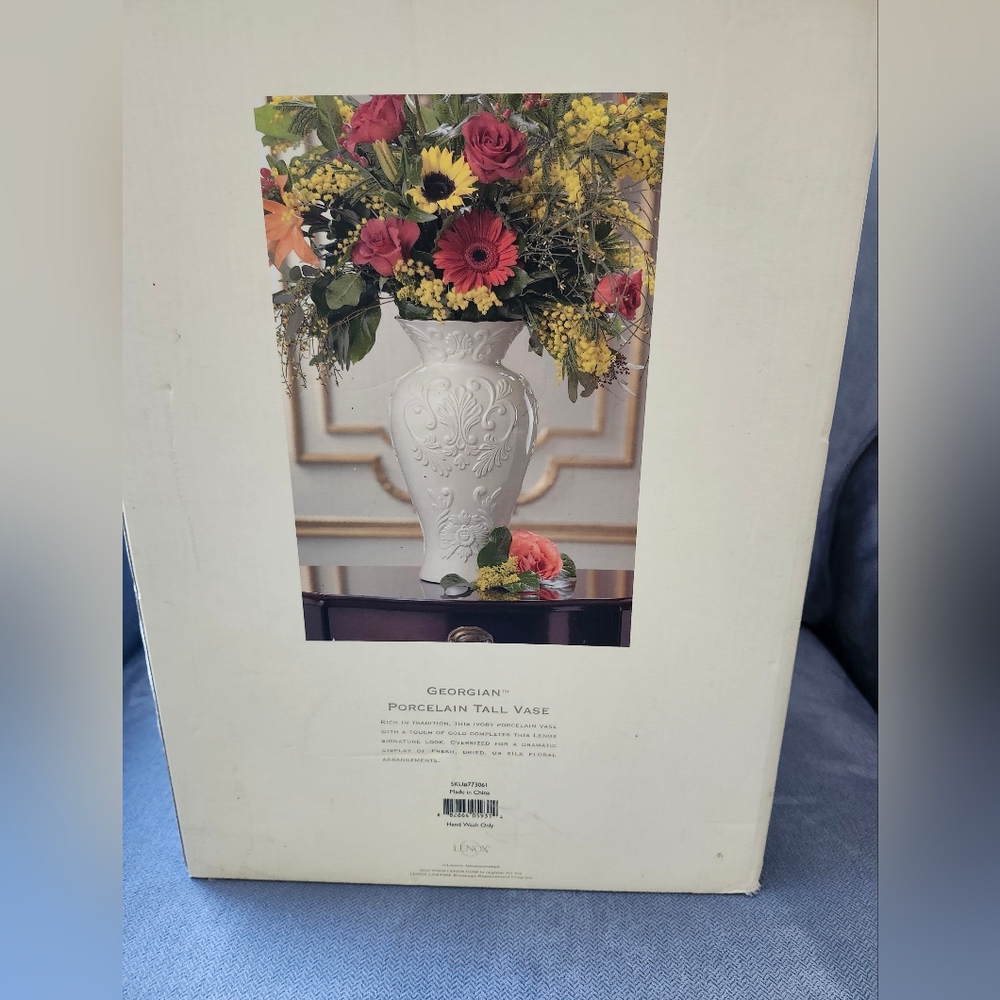 Lenox Elegant Cream Vase with Floral Design - Picture 3 of 5